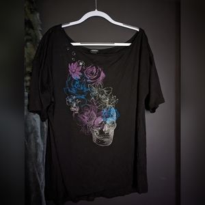 Torrid Size 2 off the shoulder skull shirt